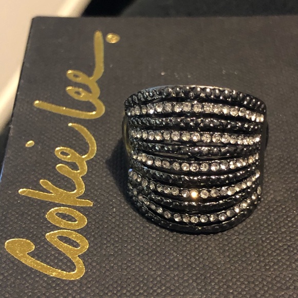 ❣️4/$15 NWT Cookie Lee RS Gunmetal Tone Ring